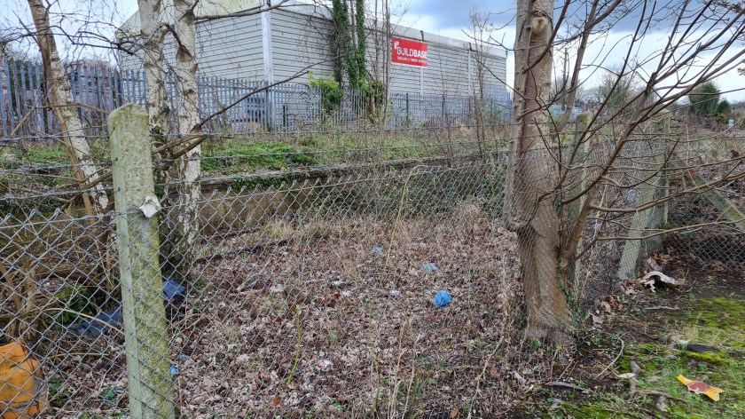 The remains of the abandoned Woodside platform at Selsdon.